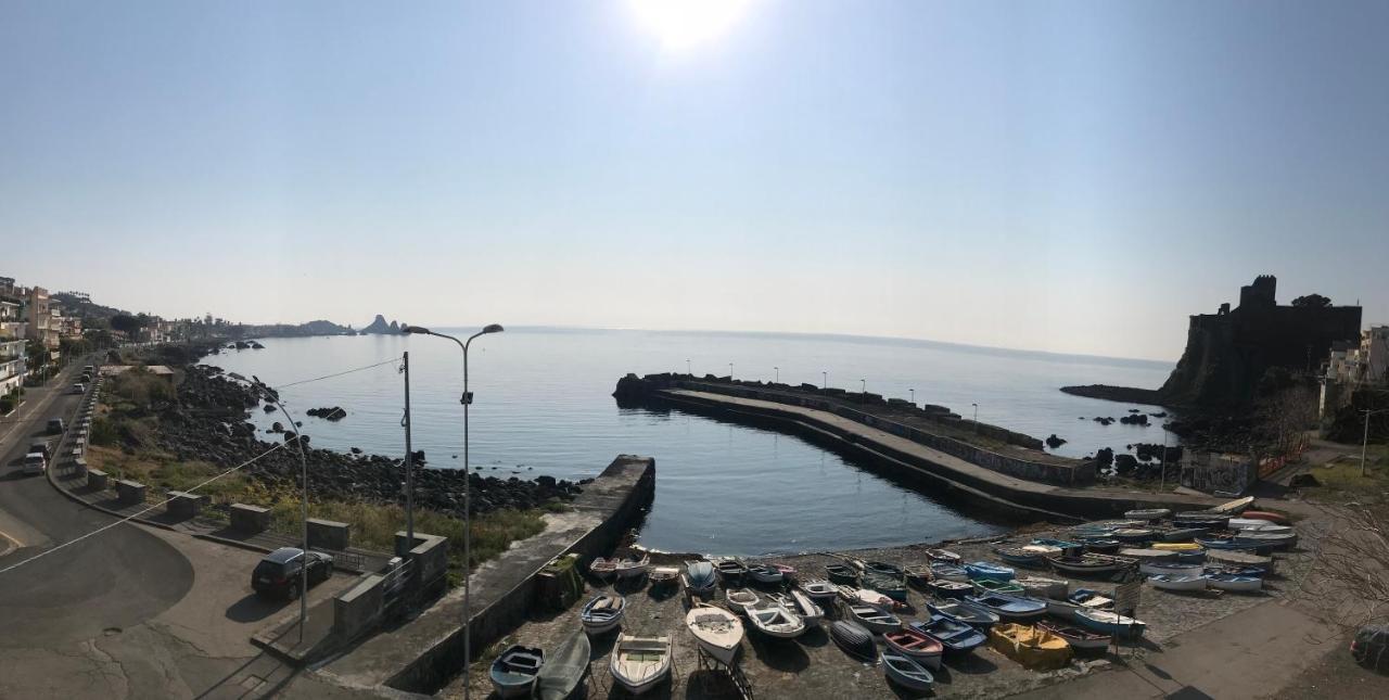 Bed and Breakfast Sicitaly Aci Castello Exterior foto